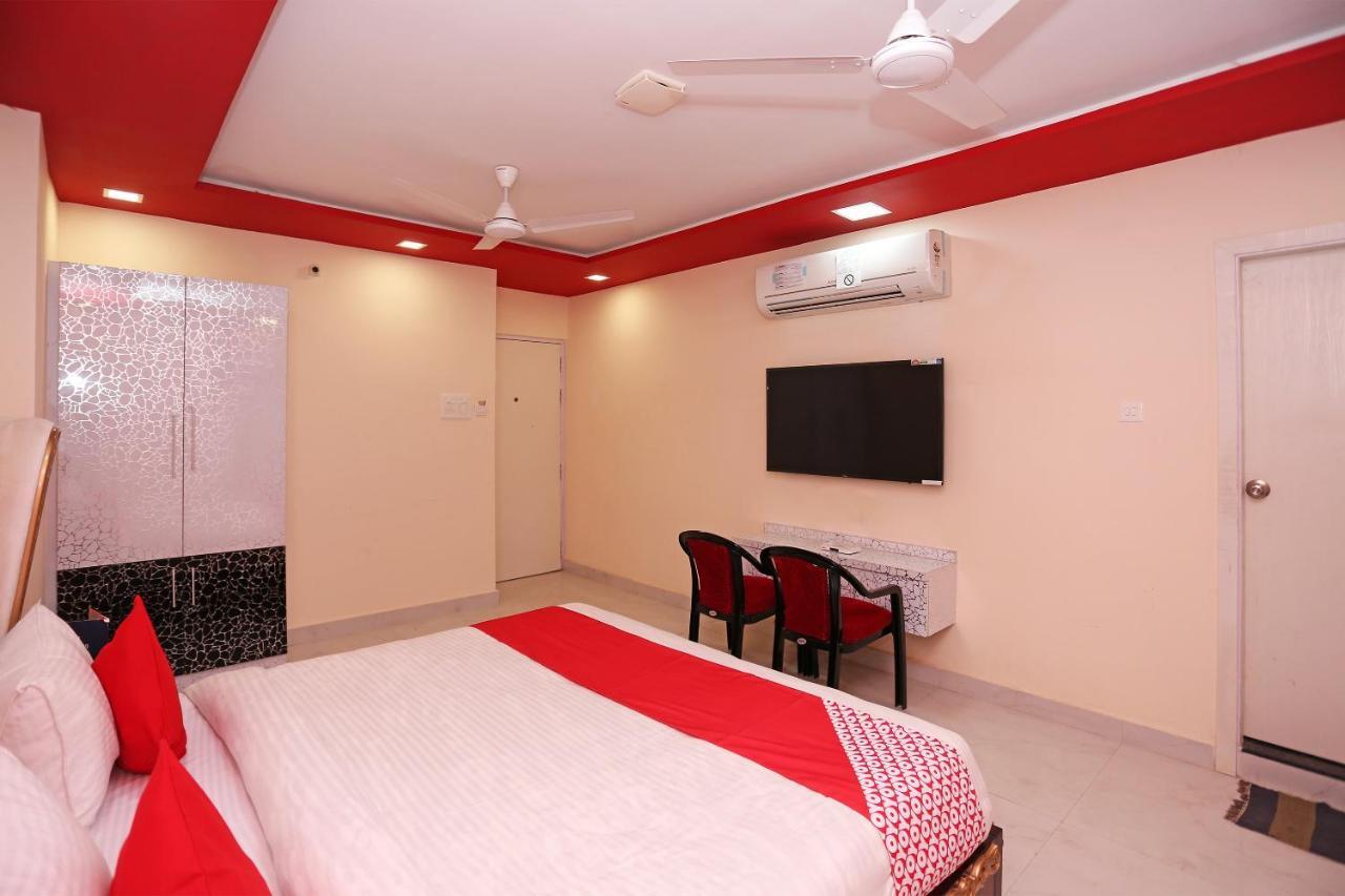 Oyo 23495 Hotel The Park Juhi Bari Экстерьер фото