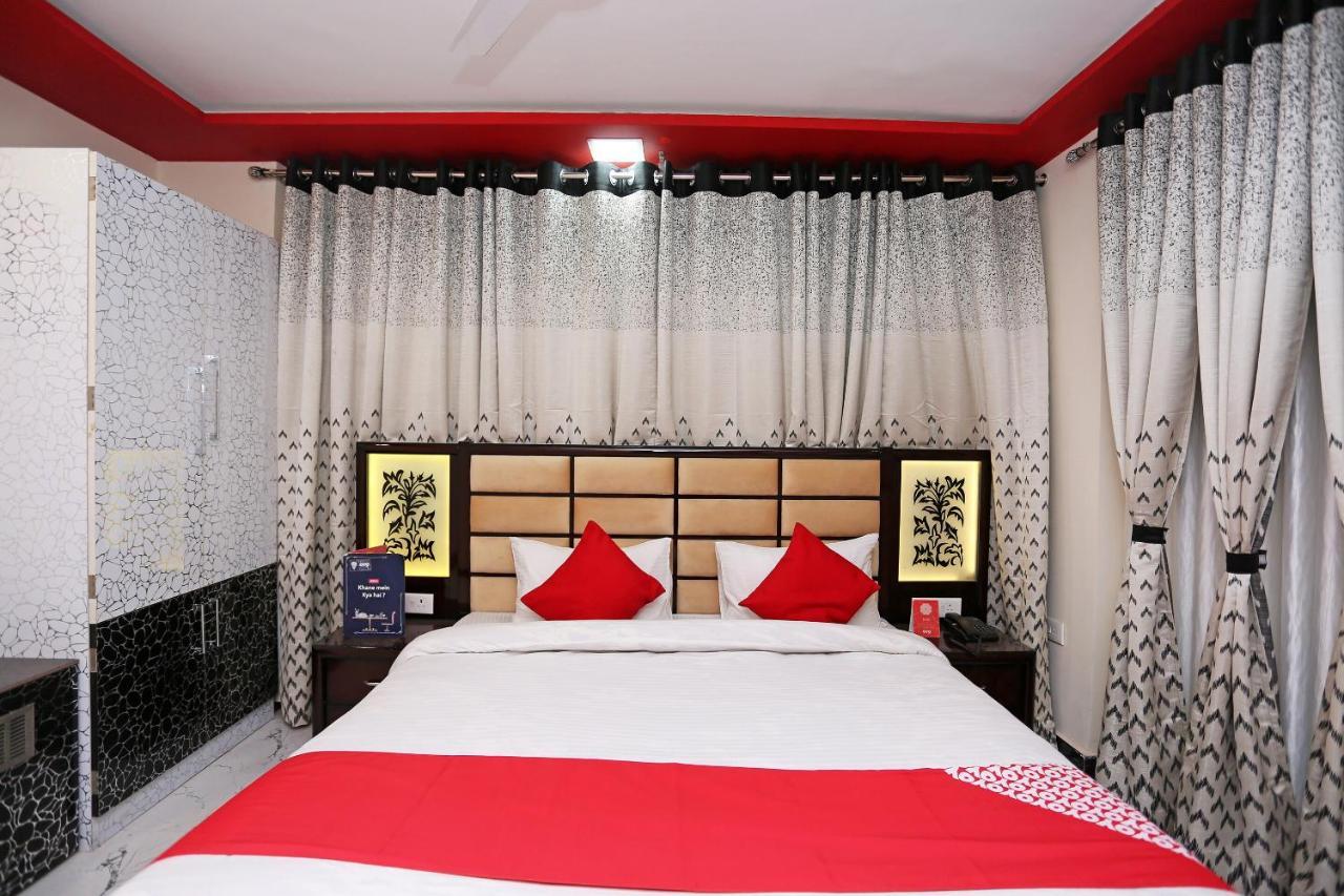 Oyo 23495 Hotel The Park Juhi Bari Экстерьер фото